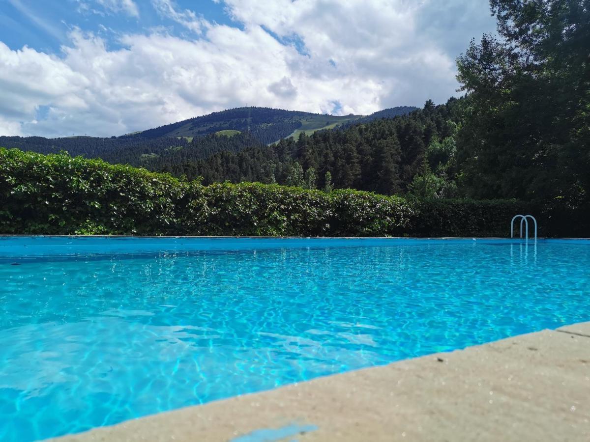 Hotel Adsera Ла-Молина Экстерьер фото