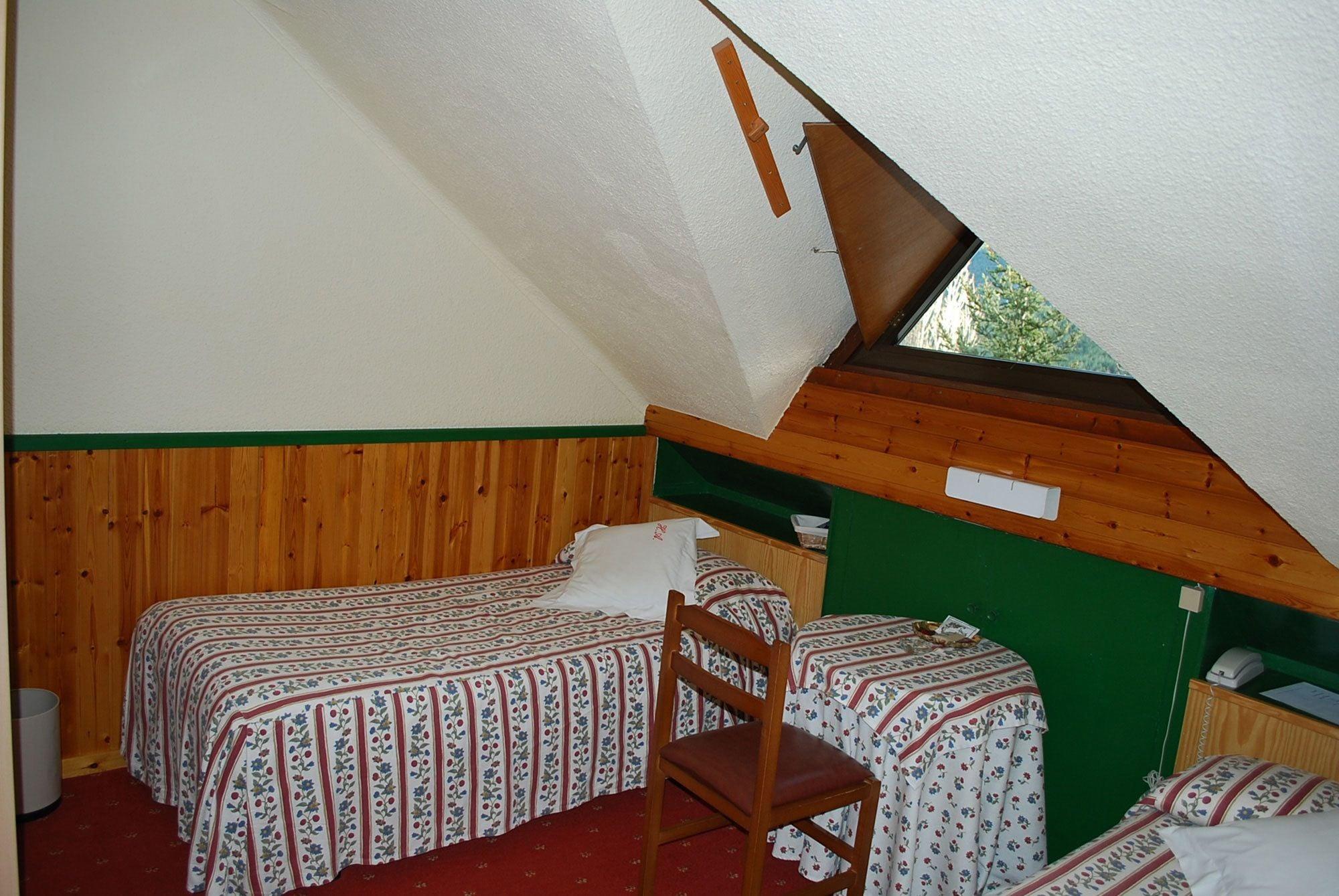 Hotel Adsera Ла-Молина Экстерьер фото